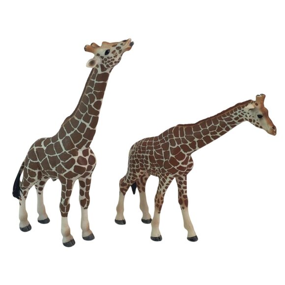 Schleich Giraffe Figures 5 and 7 Inch Toy Lot of 2 Jungle Safari - Picture 2 of 6